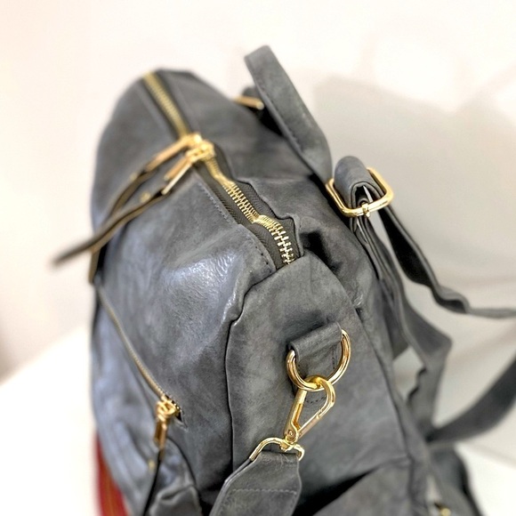 Brand NEW Camden Convertible Backpack in Grey🖤 - Picture 6 of 14
